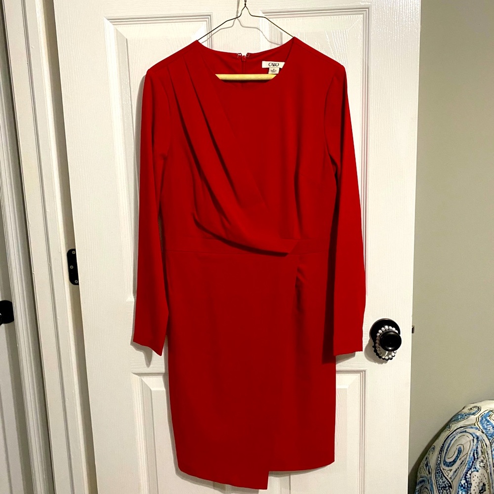 Perfect red dress for the holidays! Sz 6